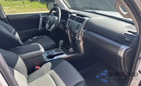 2022 Toyota 4Runner Sr5/Sr5 Premium z USA, uszkodzony, nr VIN JTENU5JR3N6072010